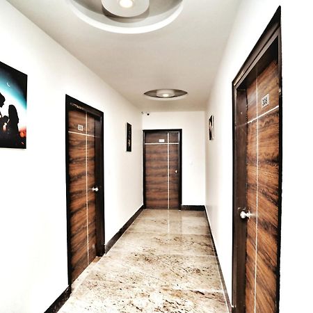 Airport Hotel Delhi Aerocity, 15 Mins Yashobhoomi New Delhi Exterior photo